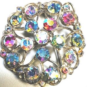 Vintage Domed Brooch Pin AB Stones Filigree Gold‎ Tone READ